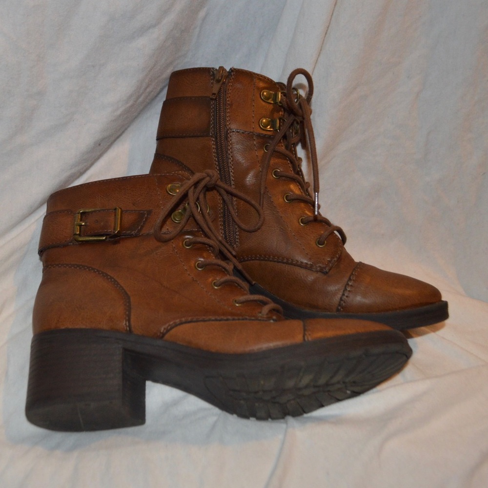 Adorable Rampage Combat Boots